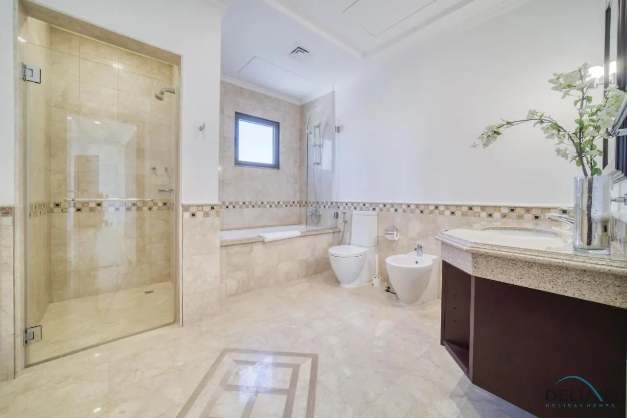 Signature 6Br Villa With Assistant Room And Private Pool In Frond F Palm Jumeirah By Deluxe Holiday Homes دبي