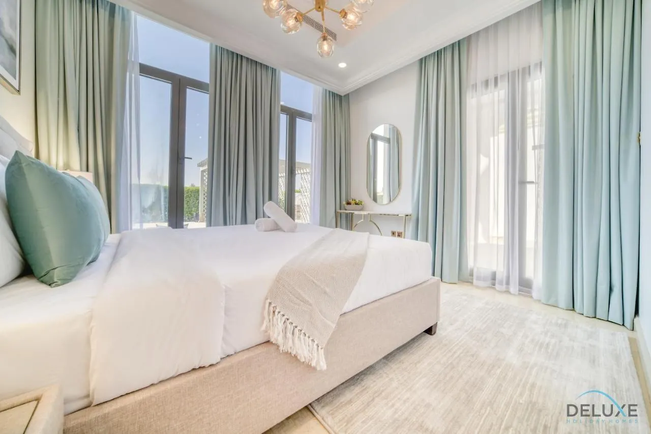 Signature 6Br Villa With Assistant Room And Private Pool In Frond F Palm Jumeirah By Deluxe Holiday Homes دبي