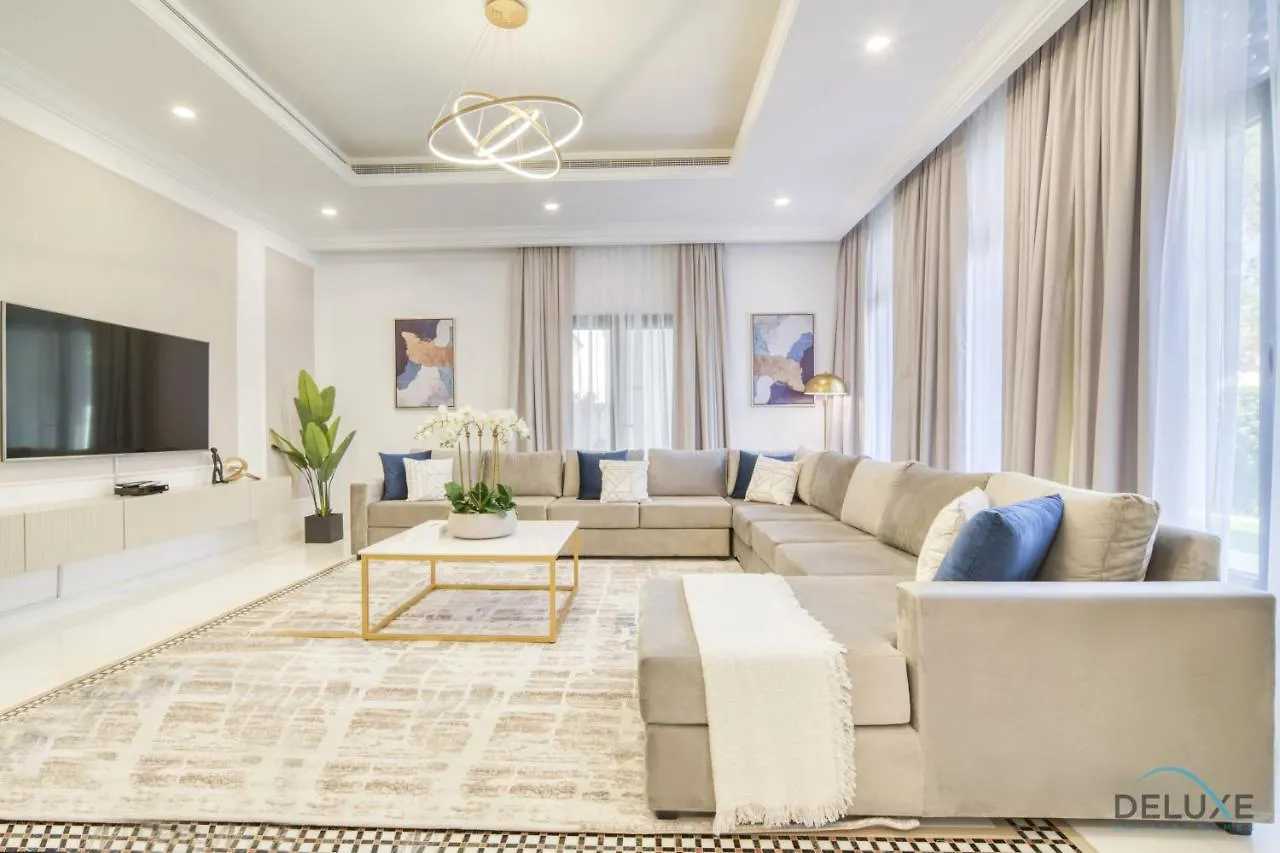 Signature 6Br Villa With Assistant Room And Private Pool In Frond F Palm Jumeirah By Deluxe Holiday Homes دبي 0*,  الإمارات العربية المتحدة