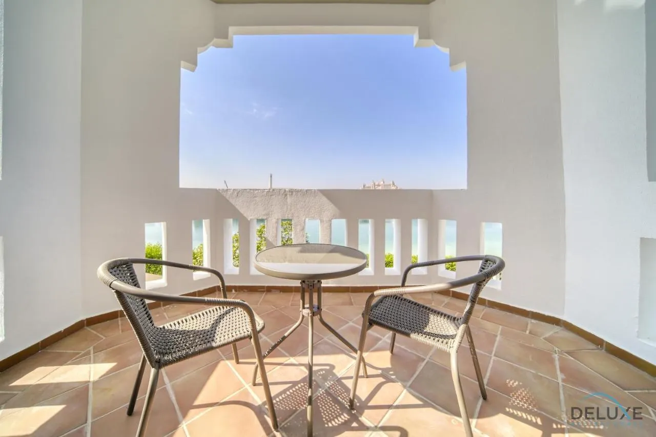 Signature 6Br Villa With Assistant Room And Private Pool In Frond F Palm Jumeirah By Deluxe Holiday Homes دبي